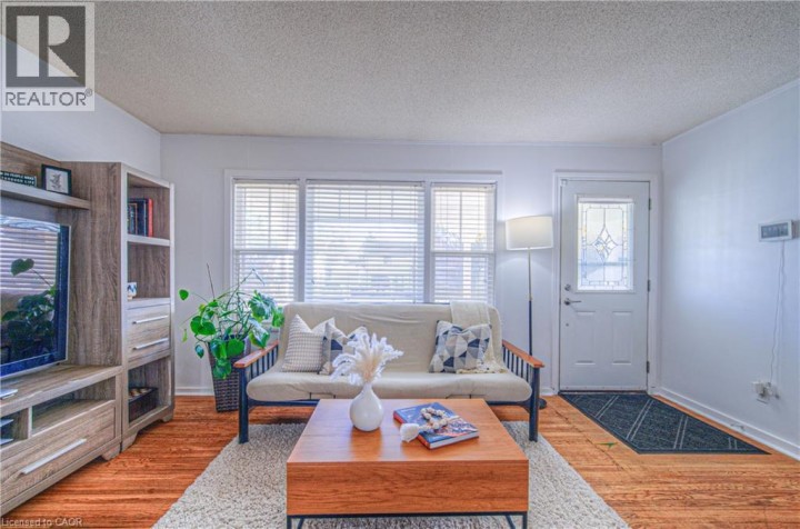 Photo 4 at 220 Schlueter Drive, Cambridge