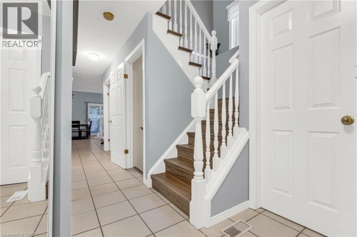 Photo 4 at 40 Alderson Drive, Cambridge