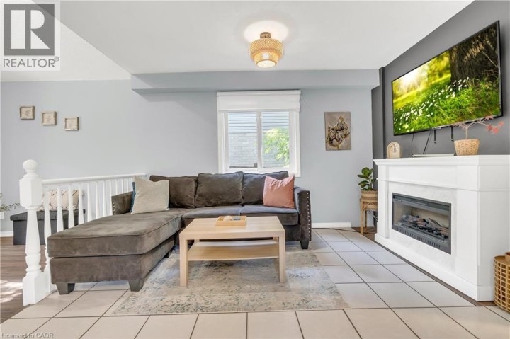 Photo 8 at 40 Alderson Drive, Cambridge