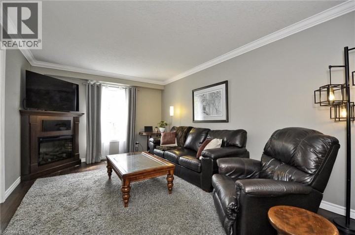 Photo 7 at 35 Haddaway Court, Cambridge