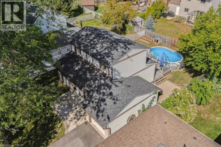 Photo 32 at 9 Inglewood Street, Brantford