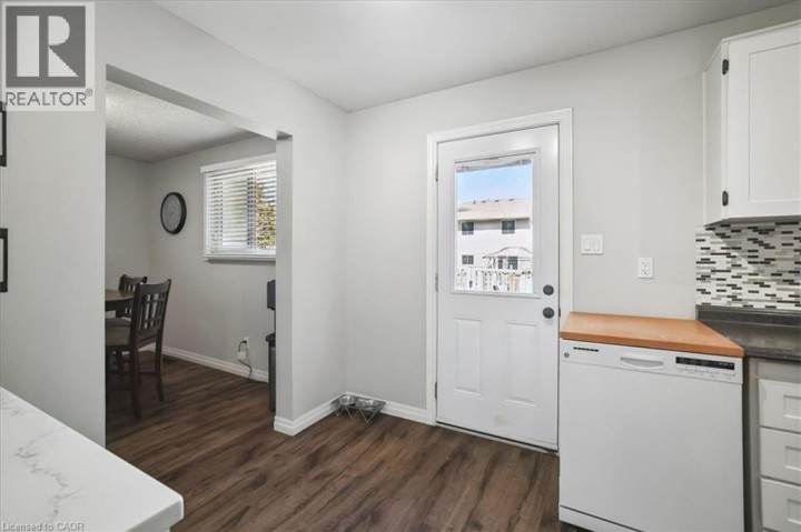 Photo 8 at 9 Inglewood Street, Brantford