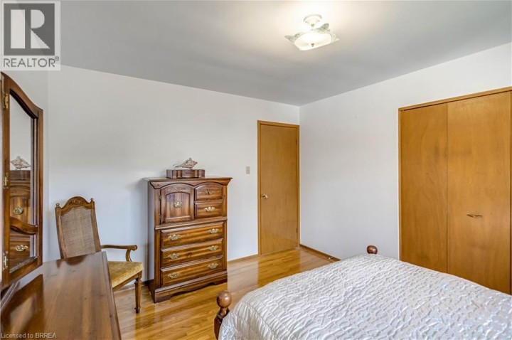 Photo 19 at 14 Burdock Boulevard, Brantford