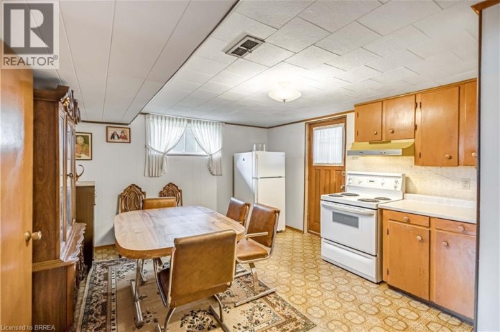 Photo 29 at 14 Burdock Boulevard, Brantford