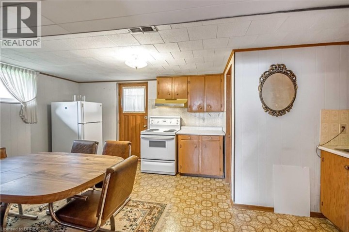 Photo 31 at 14 Burdock Boulevard, Brantford