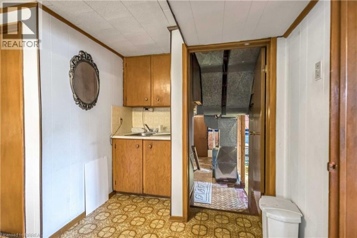 Photo 32 at 14 Burdock Boulevard, Brantford