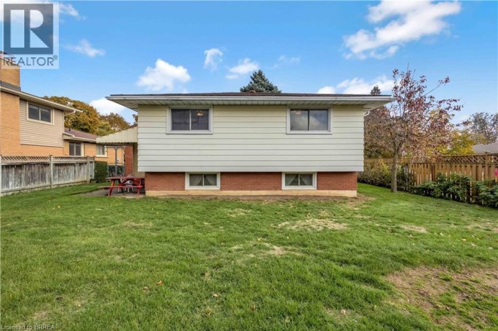 Photo 38 at 14 Burdock Boulevard, Brantford