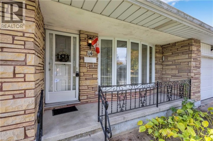 Photo 4 at 14 Burdock Boulevard, Brantford