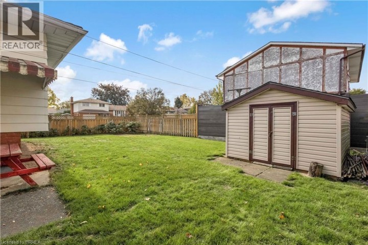 Photo 40 at 14 Burdock Boulevard, Brantford