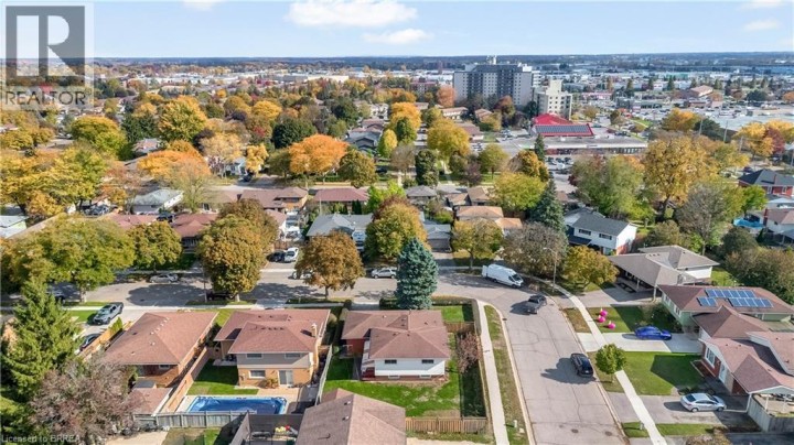 Photo 47 at 14 Burdock Boulevard, Brantford