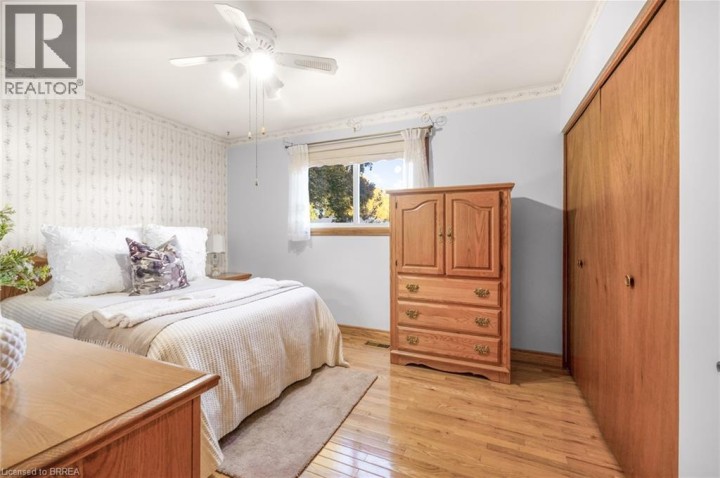 Photo 11 at 48 Ellenson Drive, Brantford