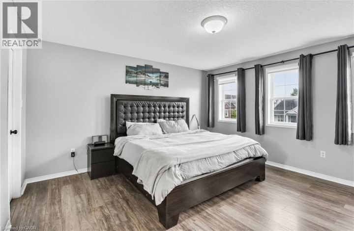 Photo 34 at 5 Mavin Street, Brantford