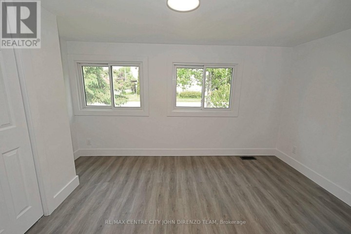 Photo 5 at 52 Woodworth Avenue, St. Thomas