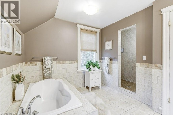 Photo 32 at 23 Abigail Avenue, Brantford