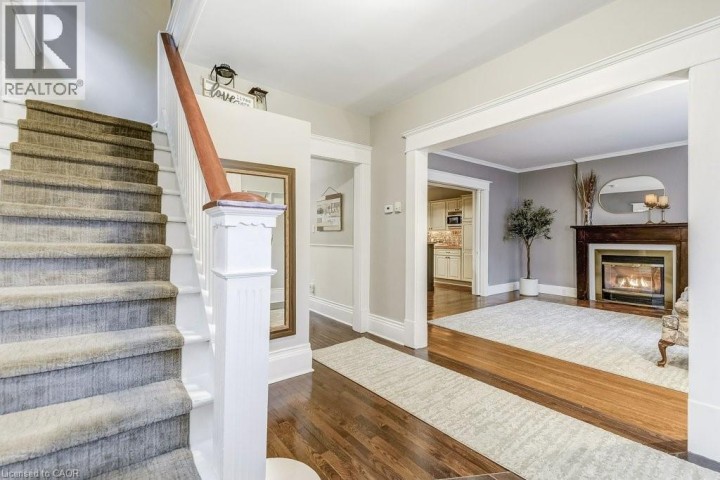 Photo 4 at 23 Abigail Avenue, Brantford