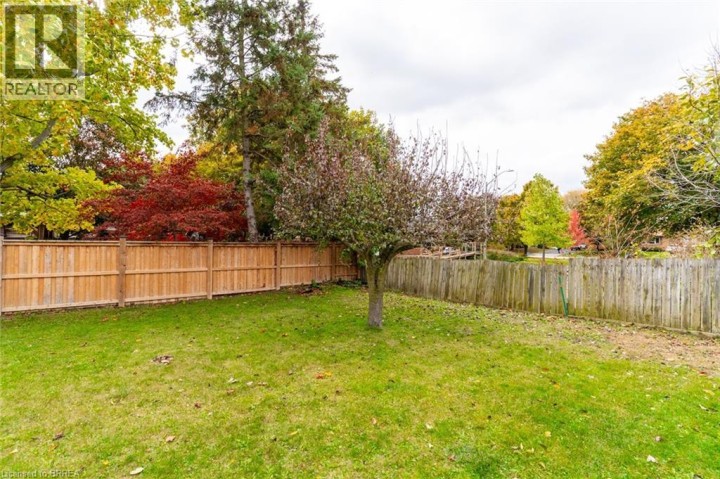 Photo 34 at 47 Maplecrest Lane, Brantford