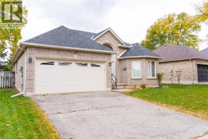 Photo 4 at 47 Maplecrest Lane, Brantford