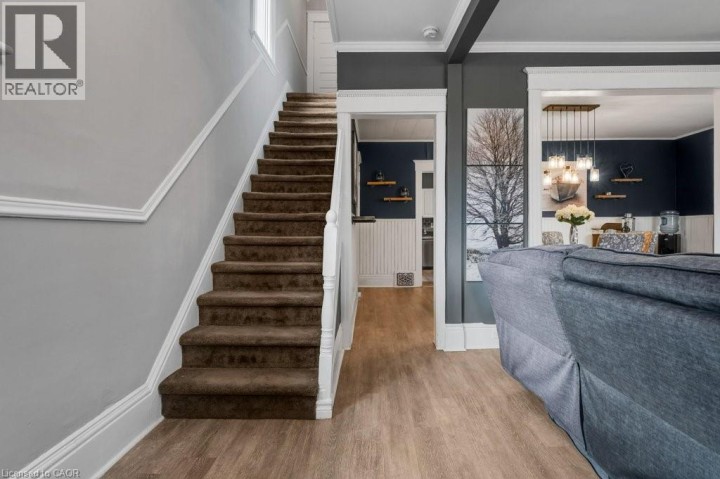 Photo 7 at 6 Glanville Avenue, Brantford