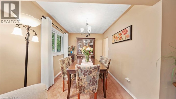 Photo 14 at 42 Palm Crescent, Brantford