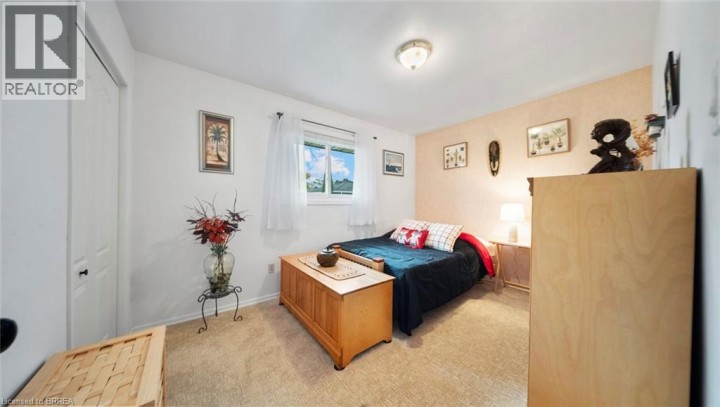 Photo 20 at 42 Palm Crescent, Brantford