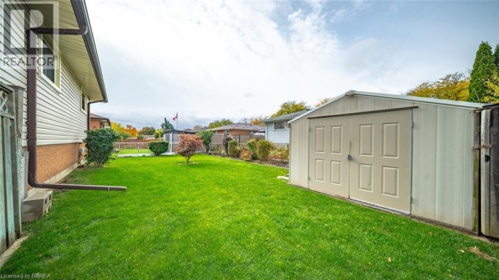 Photo 36 at 42 Palm Crescent, Brantford