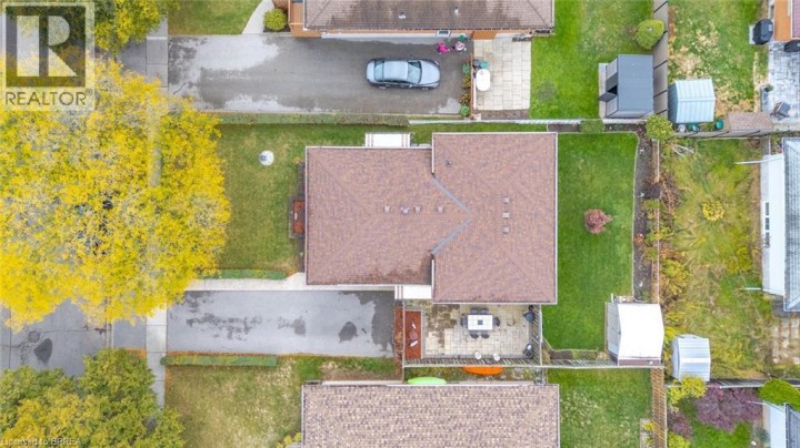 Photo 8 at 42 Palm Crescent, Brantford