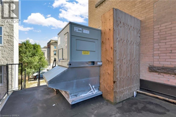 Photo 14 at 44 Dalhousie Street, Downtown Core, Brantford