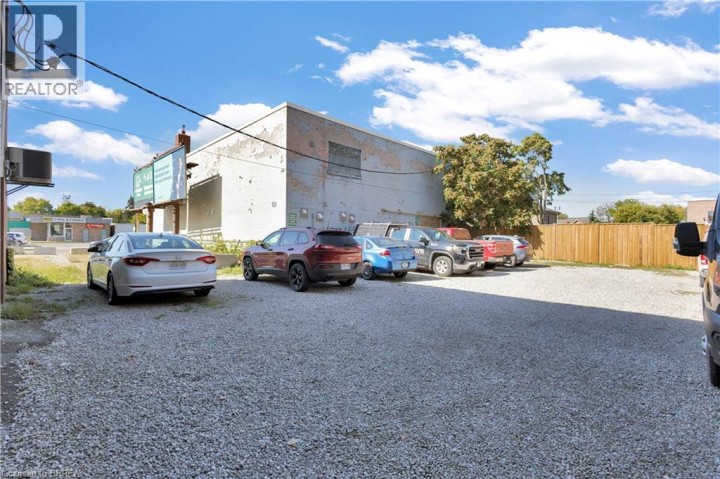 Photo 19 at 44 Dalhousie Street, Downtown Core, Brantford