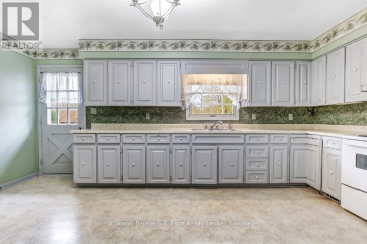 Photo 14 at 591960 OXFORD COUNTY Road 13, Norwich