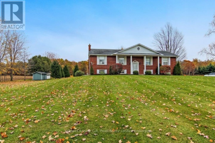 Photo 3 at 591960 OXFORD COUNTY Road 13, Norwich