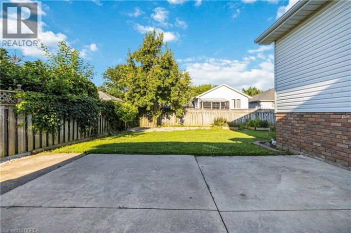 Photo 39 at 5 Cork Crescent, Brantford