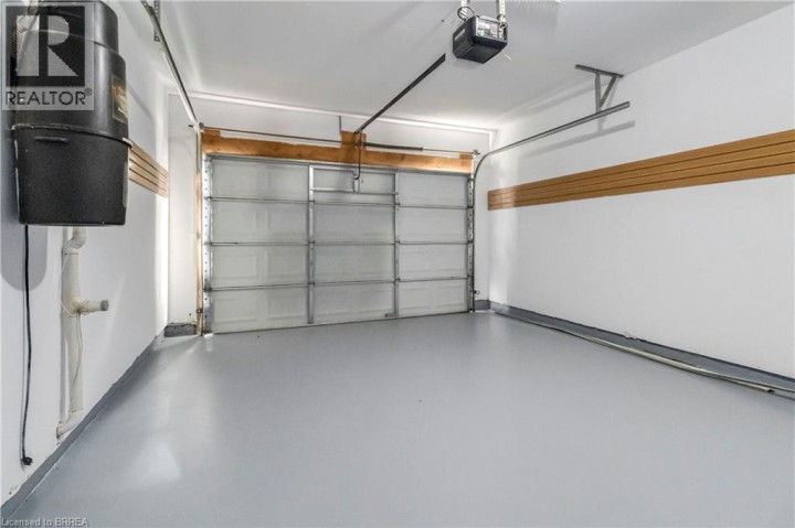 Photo 47 at 5 Cork Crescent, Brantford