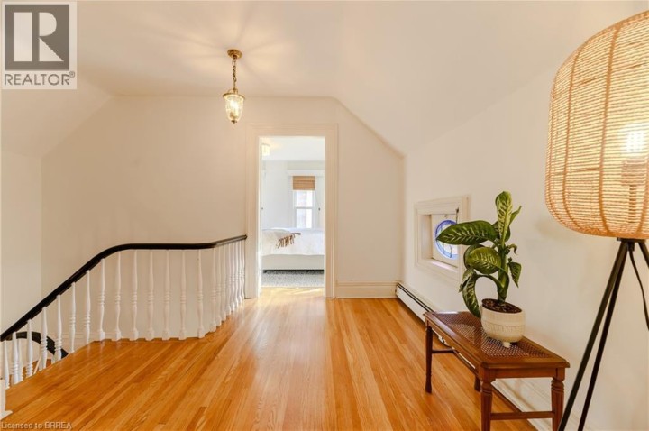 Photo 18 at 35 Egerton Street, Brantford