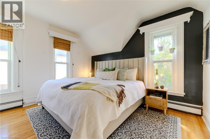 Photo 19 at 35 Egerton Street, Brantford