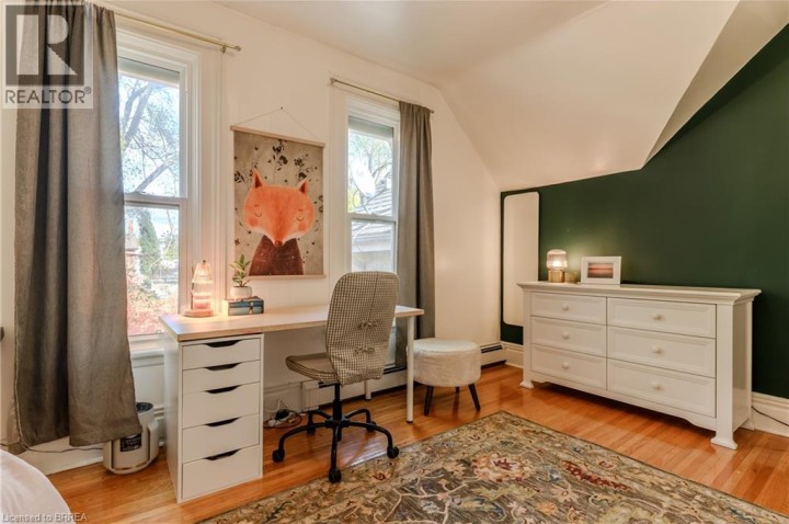 Photo 23 at 35 Egerton Street, Brantford