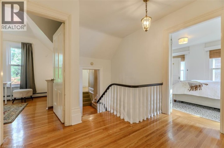 Photo 5 at 35 Egerton Street, Brantford