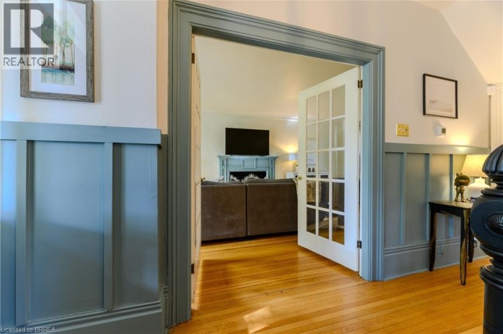 Photo 7 at 35 Egerton Street, Brantford