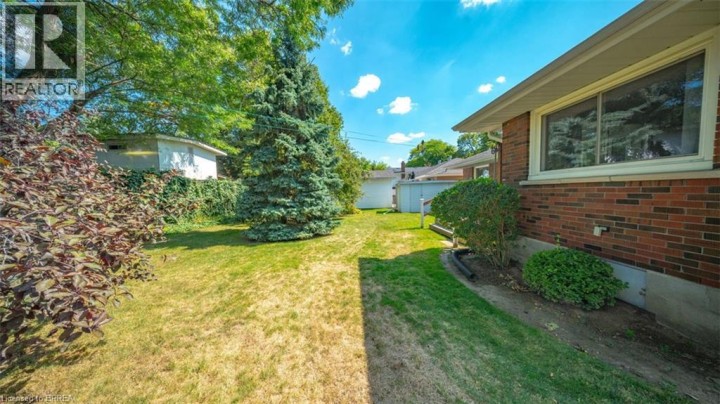 Photo 36 at 73 Pusey Boulevard, Brantford