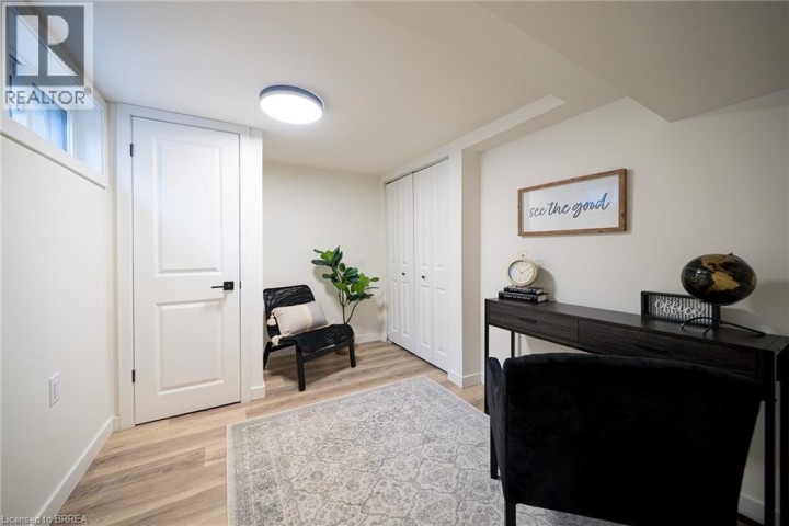 Photo 27 at 37 Rowanwood Avenue, Brantford