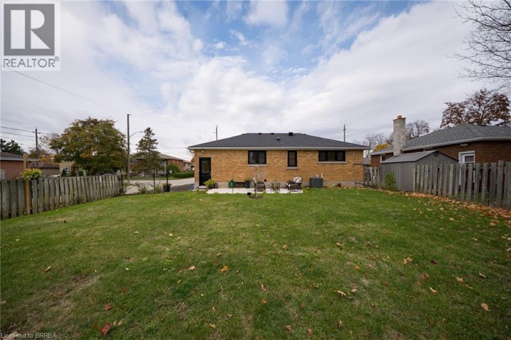 Photo 29 at 37 Rowanwood Avenue, Brantford