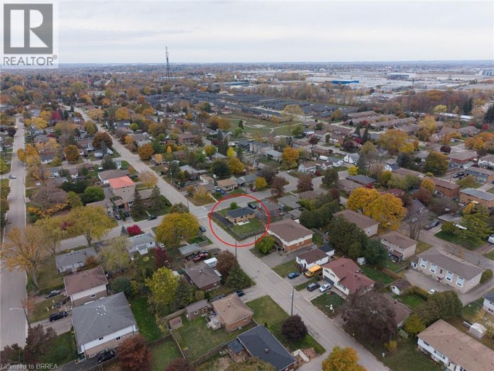 Photo 34 at 37 Rowanwood Avenue, Brantford