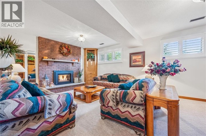 Photo 17 at 22 Myrtleville Drive, Brantford