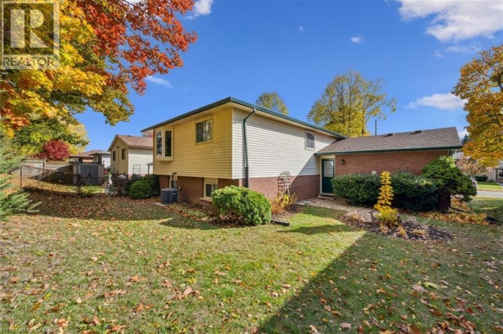 Photo 25 at 22 Myrtleville Drive, Brantford