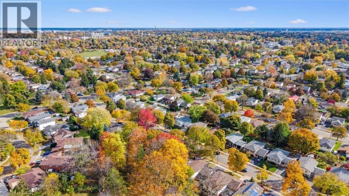 Photo 30 at 22 Myrtleville Drive, Brantford