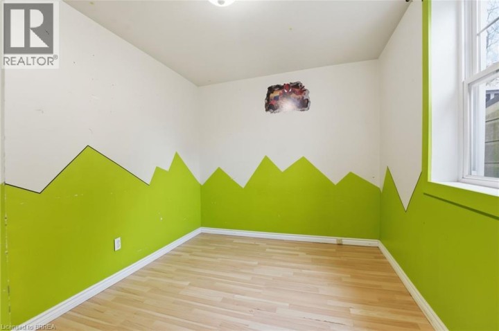 Photo 5 at 150 Catharine Avenue, Brantford