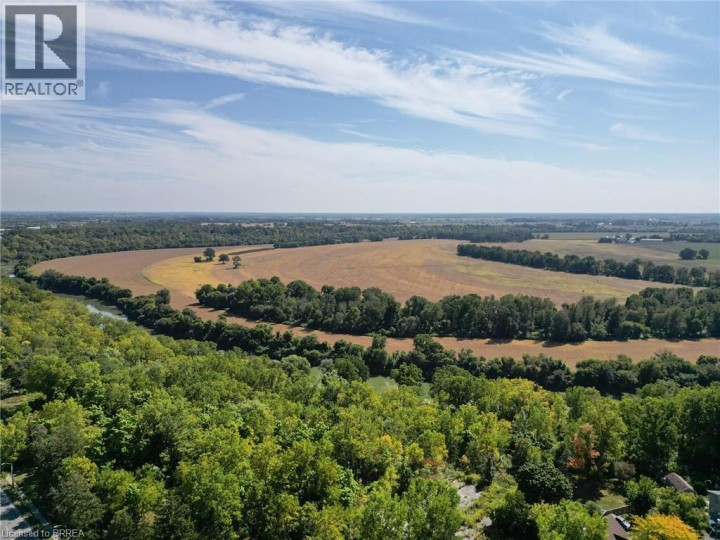 Photo 33 at 10 Linden Avenue, Brantford