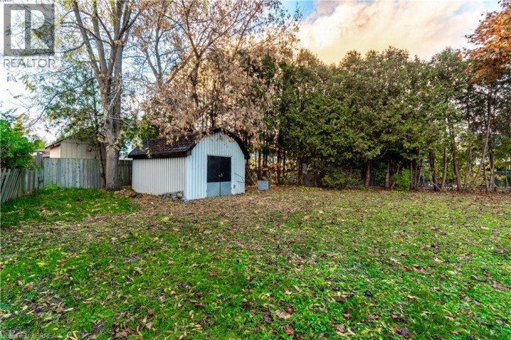 Photo 24 at 17 Kanata Crescent, Brantford