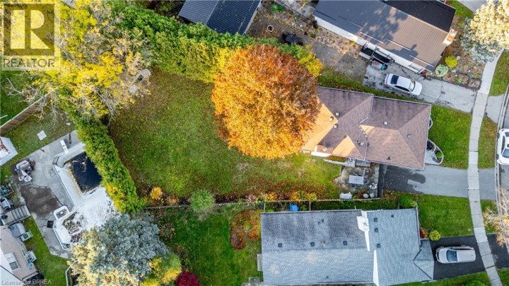 Photo 28 at 17 Kanata Crescent, Brantford