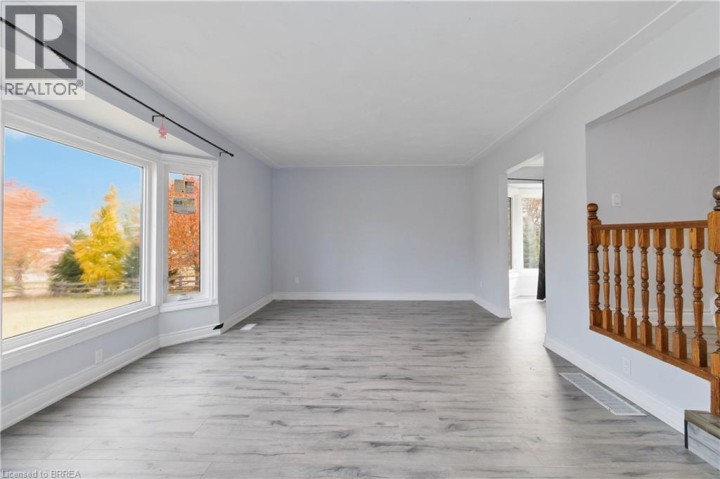 Photo 13 at 8 War Road, Brantford