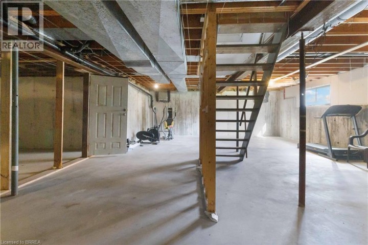 Photo 46 at 8 War Road, Brantford